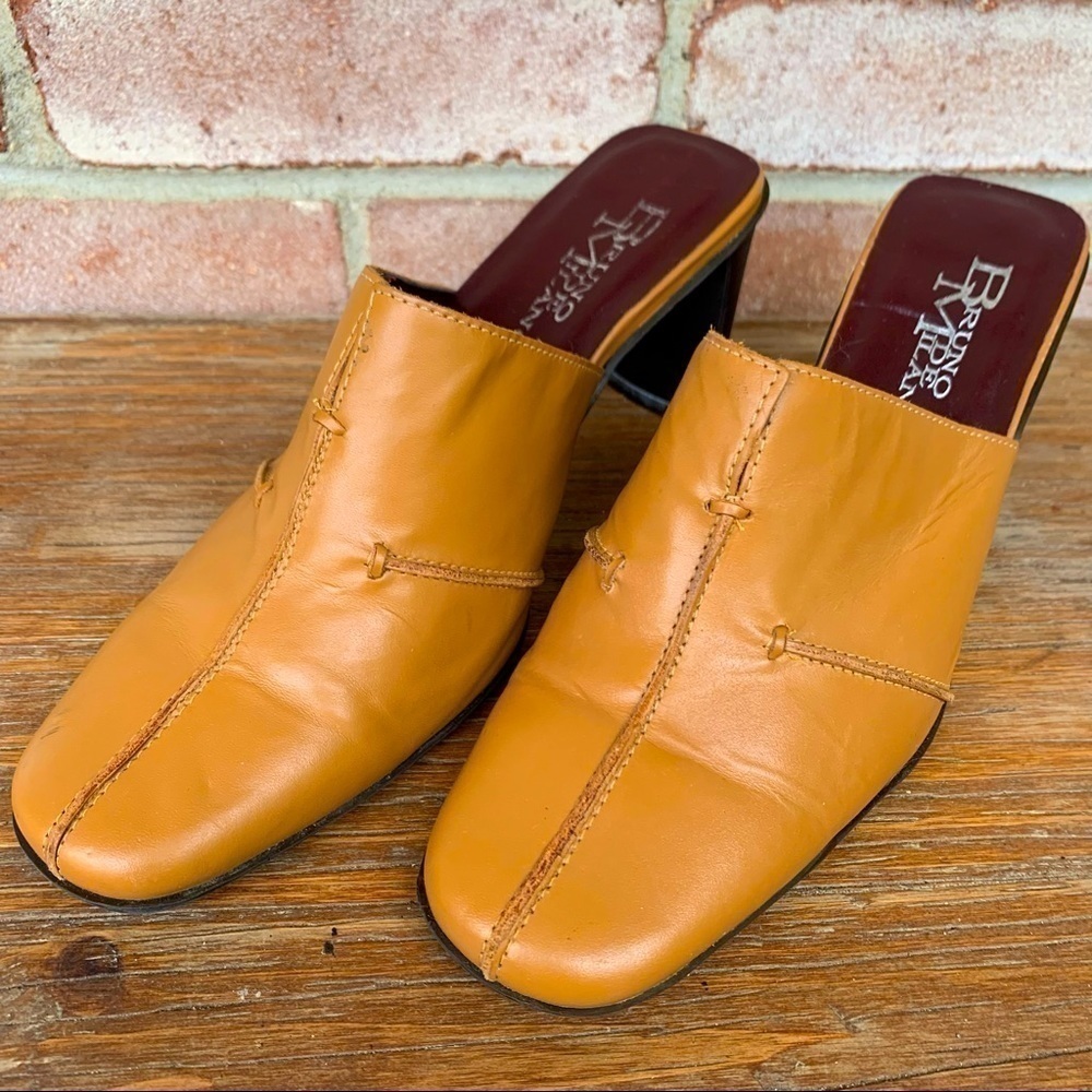 Bruno De Milano camel tan leather slide on mules size 7.5